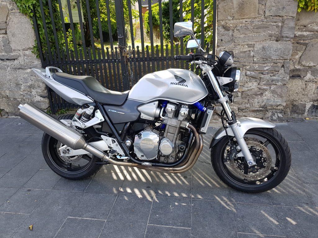 Honda super four 1300