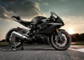 YAMAHA R6 RACE